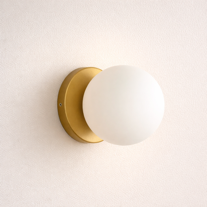 Arandela Slim Globo 10cm Dourado Fosco com LED