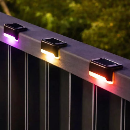 Arandela Solar LED de Canto para Degrau – Luz Quente ou RGB